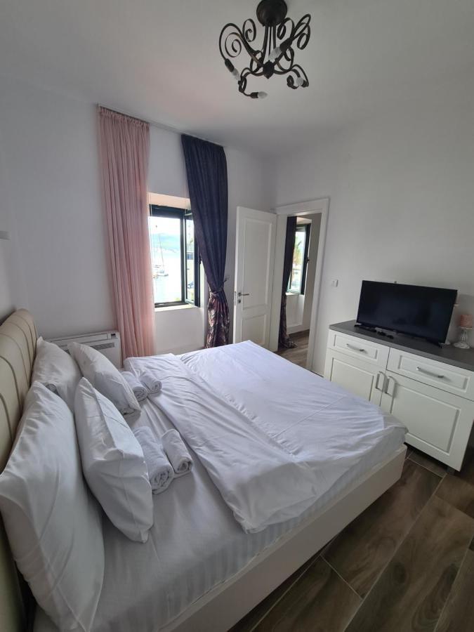 Rustico Apartments Тиват Экстерьер фото