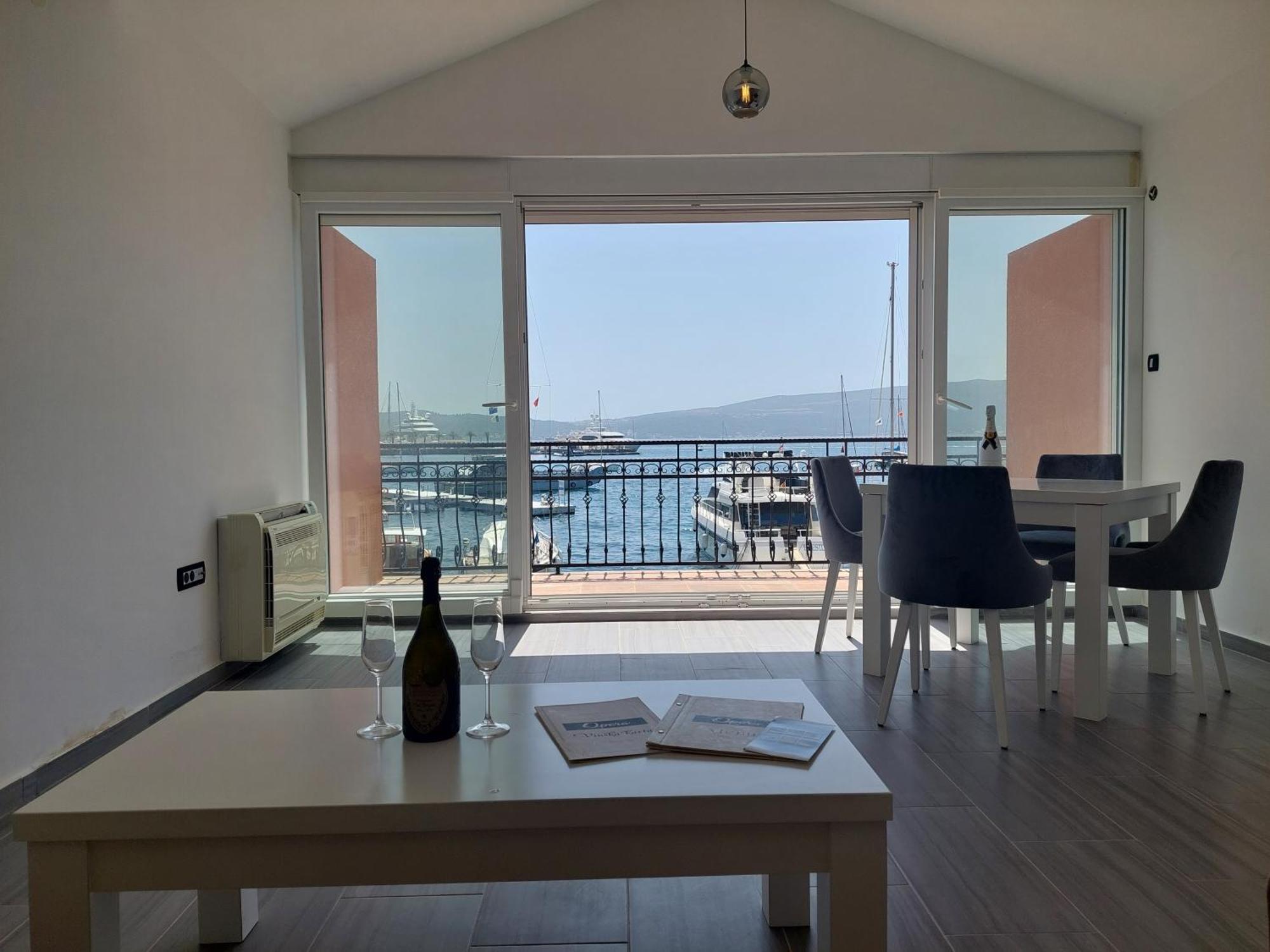 Rustico Apartments Тиват Экстерьер фото